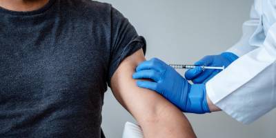 Великобритания начнет вакцинацию от COVID-19 на следующей неделе