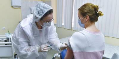 В Москве готовятся вакцинировать от коронавируса 6−7 млн человек