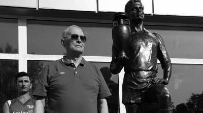 Умер автор чемпионского гола Евро-1960 Виктор Понедельник