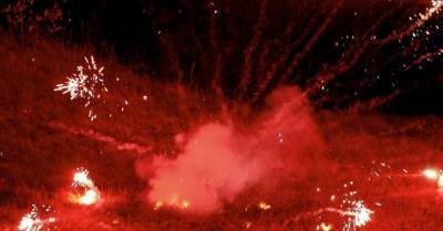 В Ростове загорелся павильон с пиротехникой, пожар охватил 4 тысячи квадратных метров