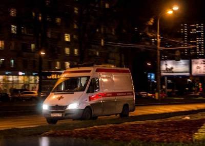Полез целоваться и выстрелил: в Москве полицейский ранил 13-летнюю школьницу