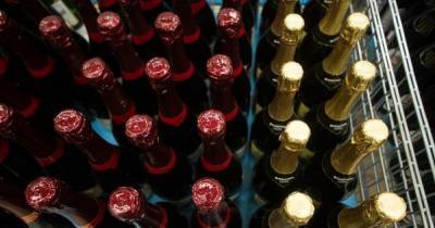 В Минпромторге оценили вероятность дефицита вина перед Новым годом