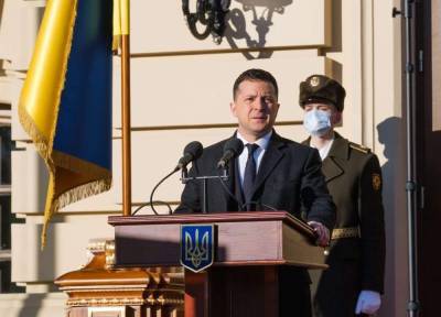 Президент Украины принял участие в торжествах ко дню ВСУ