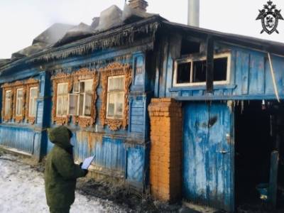 По факту гибели в пожаре трех жителей Семенова возбуждено уголовное дело