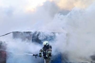 Прокуратура Ростовской области проводит проверку по факту пожара на рынке Классик