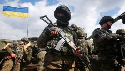 Зеленский заявил, что Украина не будет экономить на армии