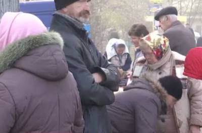 Украинцев с января лишат соцвыплат: кто не будет получать помощь