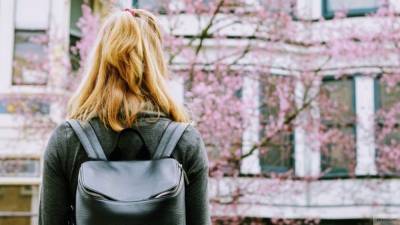 Девочка-подросток в зеленом пуховике пропала на Ставрополье