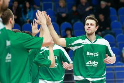 Баскетболист УНИКСа Антипов: "Зенит" был лучше. Можно их только поздравить" - sport.ru
