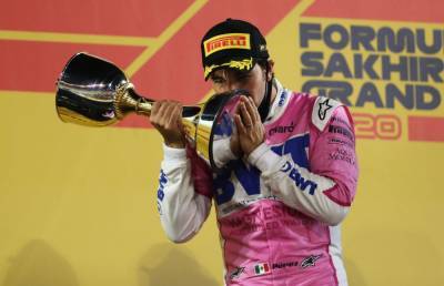Перес завоевал дебютный титул Формулы-1, выиграв Гран-при Сахира