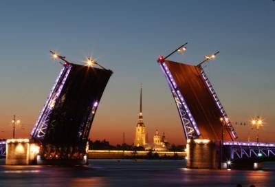 В Петербурге будут разведены мосты в ночь на понедельник