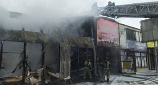 Власти пообещали помощь торговцам после пожара на ростовском рынке
