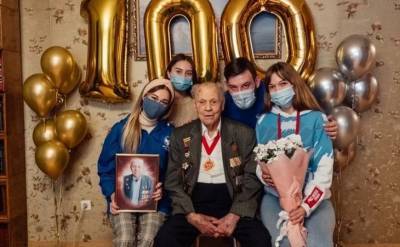 Ветеран из Башкирии, который участвовал в битве под Москвой, отметил 100-летний юбилей