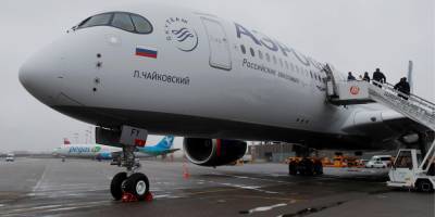 В США пассажиров самолета Москва-Нью-Йорк эвакуировали из-за угрозы взрыва