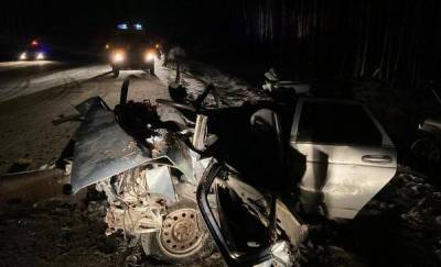 Два человека погибли в страшном ДТП на трассе Тюмень - Ханты-Мансийск