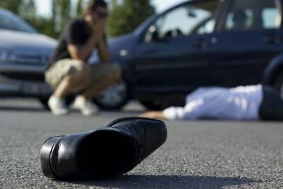 Пешеход погиб под колесами легковушки в Гатчинском районе