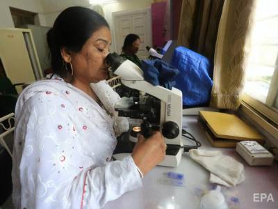 В Индии более 300 человек госпитализировали с недиагностированной болезнью, один пациент умер