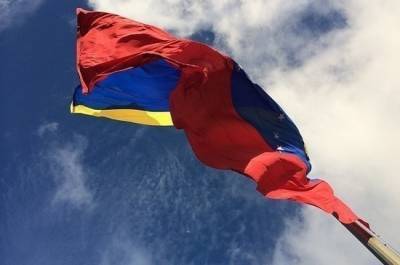 Блок президента набирает 67,6% голосов на выборах в Венесуэле