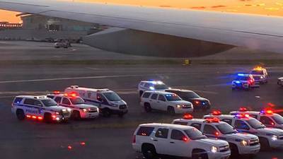 В США из-за угрозы взрыва эвакуировали пассажиров рейса "Москва – Нью-Йорк"