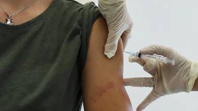 Российские регионы приступают к массовой вакцинации от COVID-19