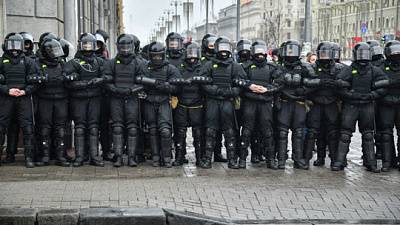 Более 300 человек задержаны на митинге протеста в Минске