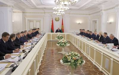 Лукашенко рассказал о перераспределении полномочий органов власти