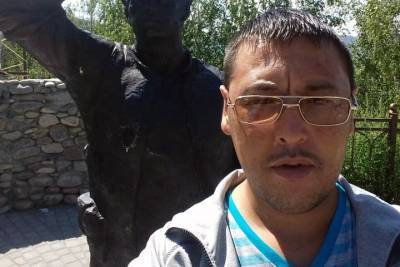 Алтайский депутат застрелил бывшую жену и её сожителя, а потом пытался покончить с собой