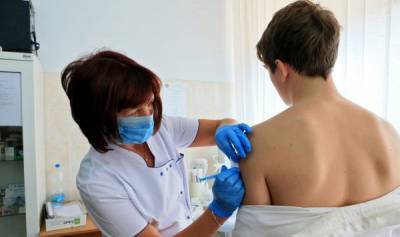Почему Прибалтика так нуждается в массовой вакцинации