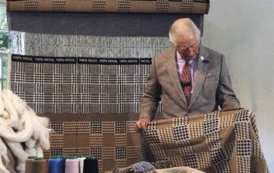 Вещь дня: принц Чарльз выпустил экологический шарф из премиальной шерсти (ФОТО)