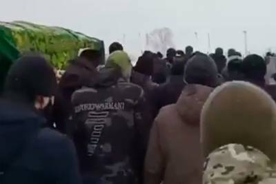 Кремль отреагировал на похороны обезглавившего учителя террориста в Чечне