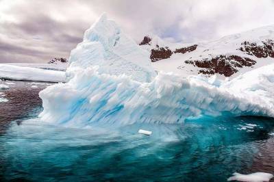 Климатологи заявили, что таяние ледников происходит по худшему сценарию