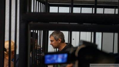 Осужденный за убийство жены уральский фотограф Лошагин вышел на свободу