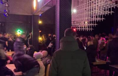 В киевском клубе устроили бурную гулянку в разгар карантина: безумные кадры - politeka.net - Киев