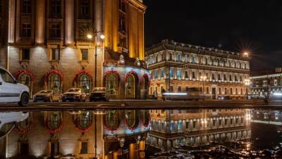 В Петербурге отреставрируют фасад гостиницы "Астория"