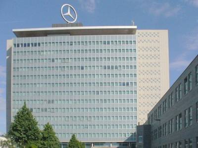 Daimler выплатит сотрудникам в Германии по 1 тыс. евро из-за пандемии