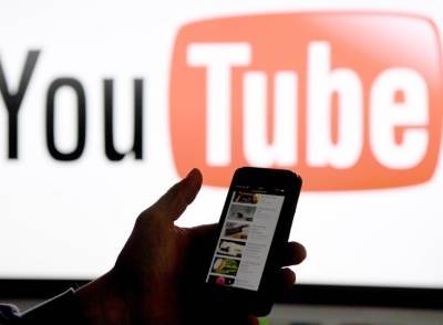 Госдуме рекомендовали разрешить блокировку YouTube за модерирование контента СМИ
