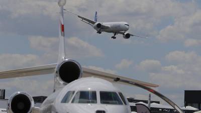 Международный авиасалон в Ле-Бурже отменен из-за пандемии - организаторы