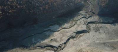 В Крыму пересохла река Сафун-Узень, впадавшая в самое глубокое водохранилище: фото