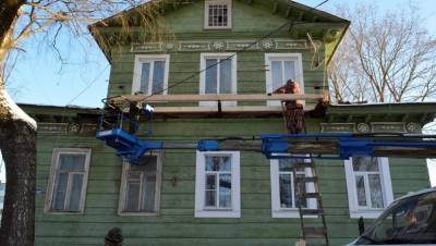 В Бежецке Тверской области приводят в порядок исторический особняк