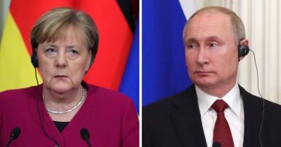 В ФРГ заявили, что Меркель обсуждала с Путиным инцидент с Навальным