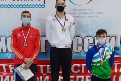 Серпухович завоевал шесть медалей на турнире по плаванию