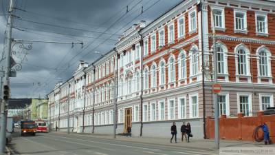 Власти Саратовской области запретили банкеты и корпоративы