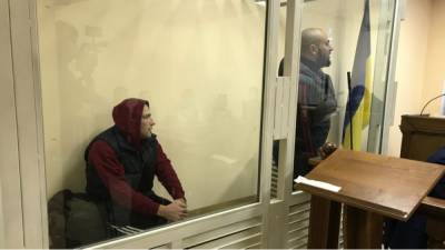 Переквалифицировали дело: напавших на одесского активиста Устименко осудили условно