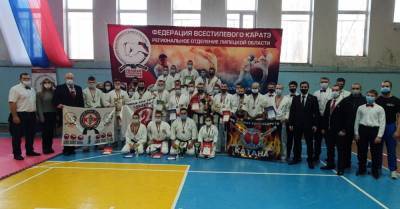 Чемпионат области по Всестилевому каратэ состоялся без церемонии открытия