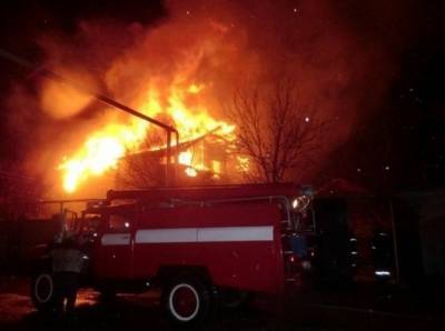 В Астраханской области на пожаре погиб человек