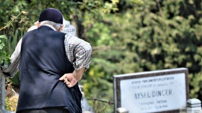 Кладбище стало самым безопасным местом в охваченном COVID-19 городе Турции