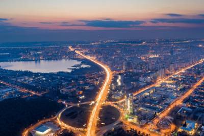 В Киеве на одном из мостов на две ночи ограничат движение для машин