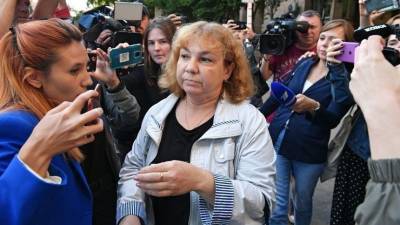 Жена погибшего в ДТП с Ефремовым подала на развод за две недели до трагедии