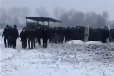 Чеченское село закрыли на неделю из-за похорон обезглавившего учителя террориста