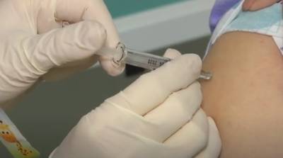 Вакцина от коронавируса: украинцев разделили на три группы